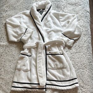 Tommy Hilfiger Plush White Robe with Black Accents